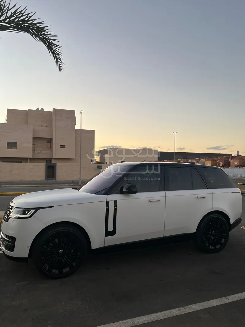 2023 لاند روفر رينج روفر فوج اوتوبيوغرافي