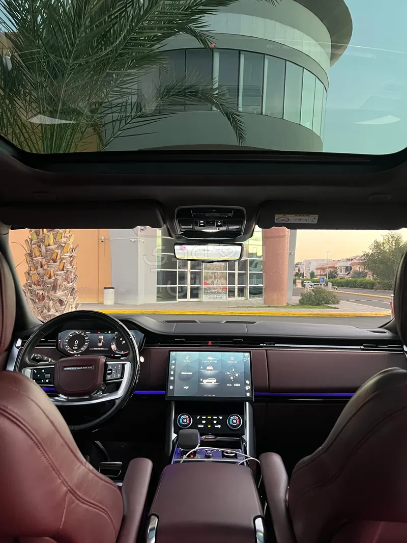 2023 لاند روفر رينج روفر فوج اوتوبيوغرافي