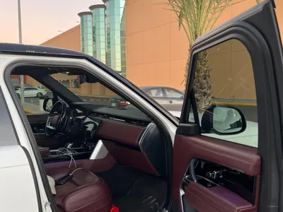 2023 لاند روفر رينج روفر فوج اوتوبيوغرافي