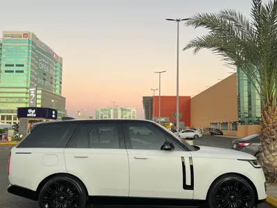 2023 لاند روفر رينج روفر فوج اوتوبيوغرافي