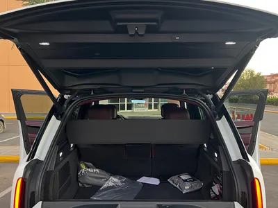 2023 لاند روفر رينج روفر فوج اوتوبيوغرافي