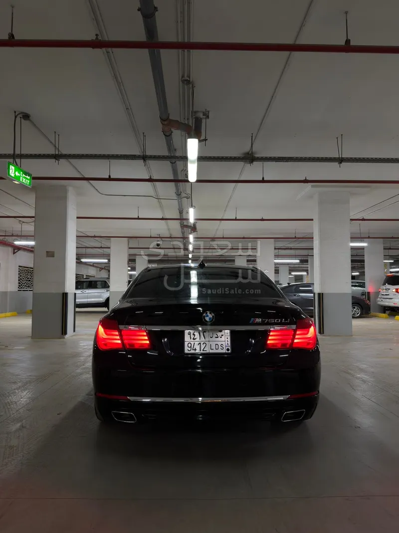 2013 بي ام دبليو الفئة السابعة 750 إل أي