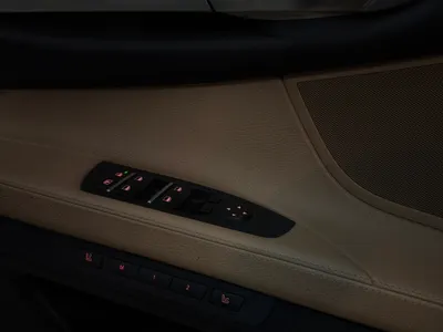 2013 بي ام دبليو الفئة السابعة 750 إل أي