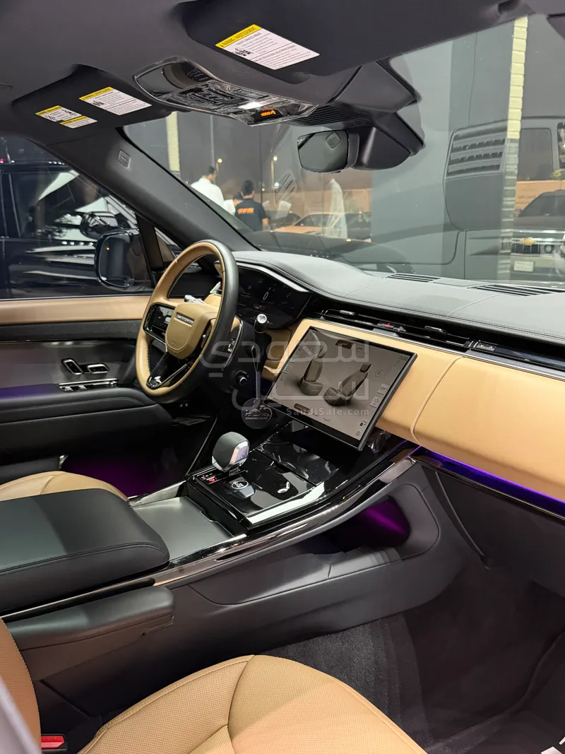 2024 لاند روفر رينج روفر سبورت اتش اس اي