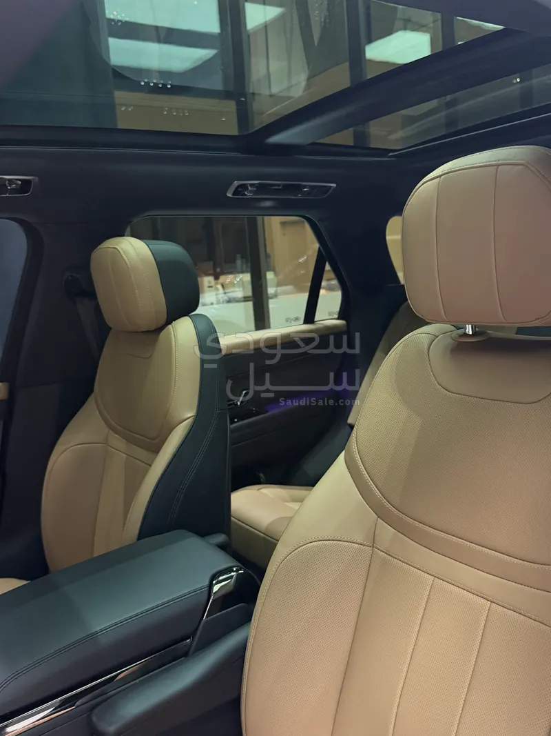 2024 لاند روفر رينج روفر سبورت اتش اس اي