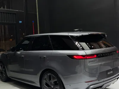 2024 لاند روفر رينج روفر سبورت اتش اس اي