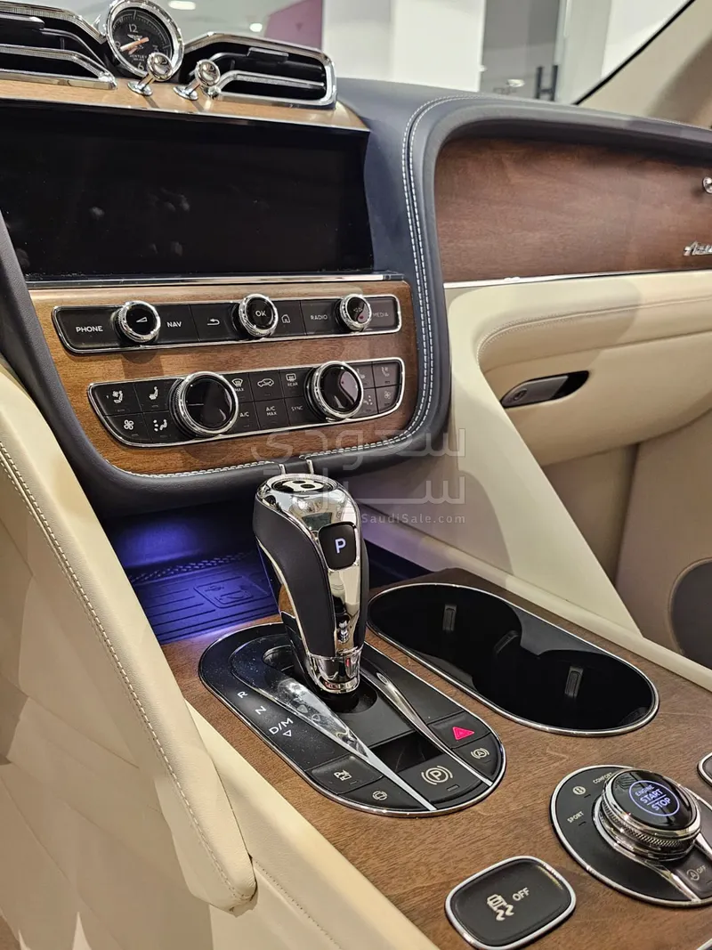 2024 بنتلي بنتايجا