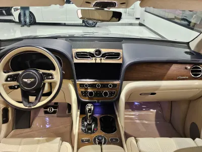 2024 بنتلي بنتايجا