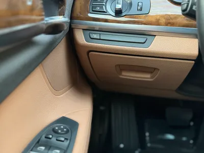 2015 بي ام دبليو الفئة السابعة 730 إل أي