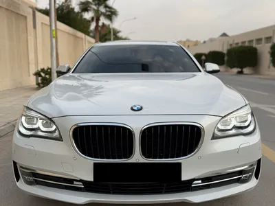 2015 بي ام دبليو الفئة السابعة 730 إل أي