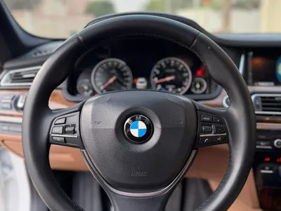 2015 بي ام دبليو الفئة السابعة 730 إل أي