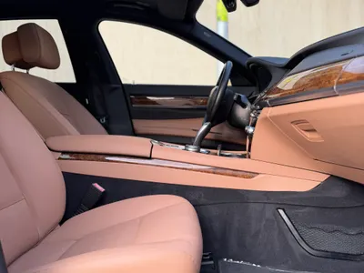 2015 بي ام دبليو الفئة السابعة 730 إل أي