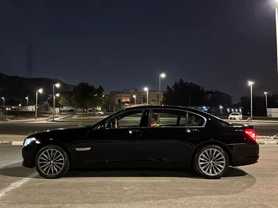 2011 بي ام دبليو الفئة السابعة 730 إل أي