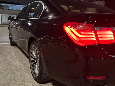 2011 بي ام دبليو الفئة السابعة 730 إل أي