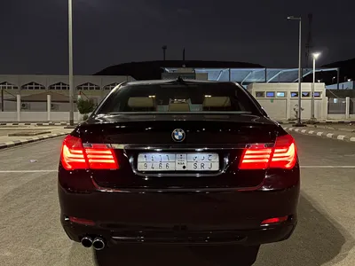 2011 بي ام دبليو الفئة السابعة 730 إل أي