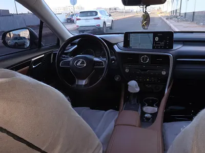 2022 لكزس أر إكس 350