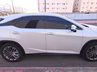 2022 لكزس أر إكس 350