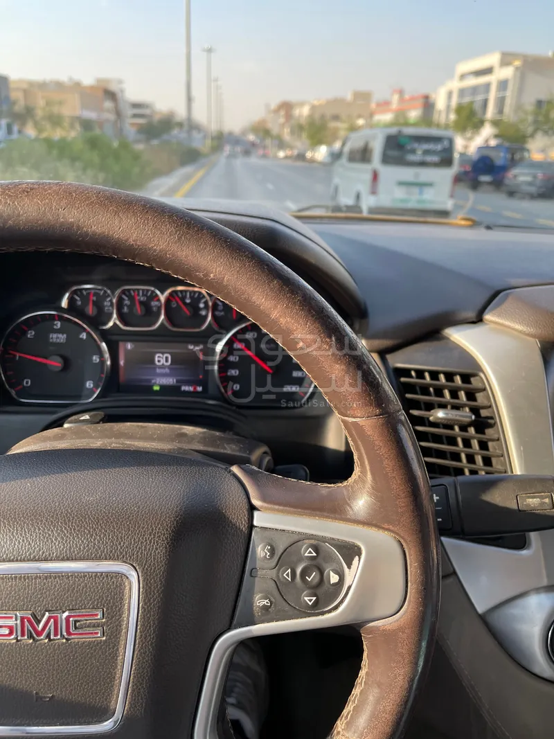 2016 جي ام سي يوكون اس ال تي