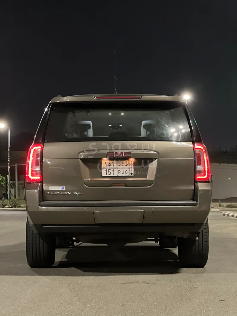2016 جي ام سي يوكون اس ال تي