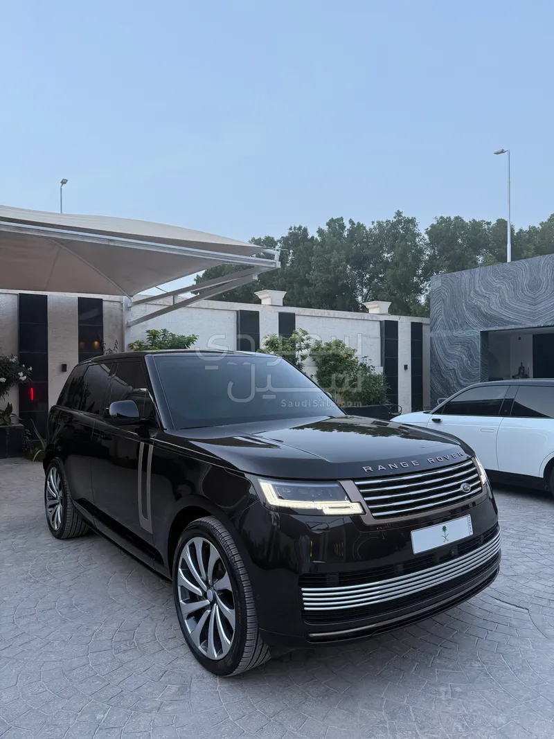 2025 لاند روفر رينج روفر فوج اوتوبيوغرافي