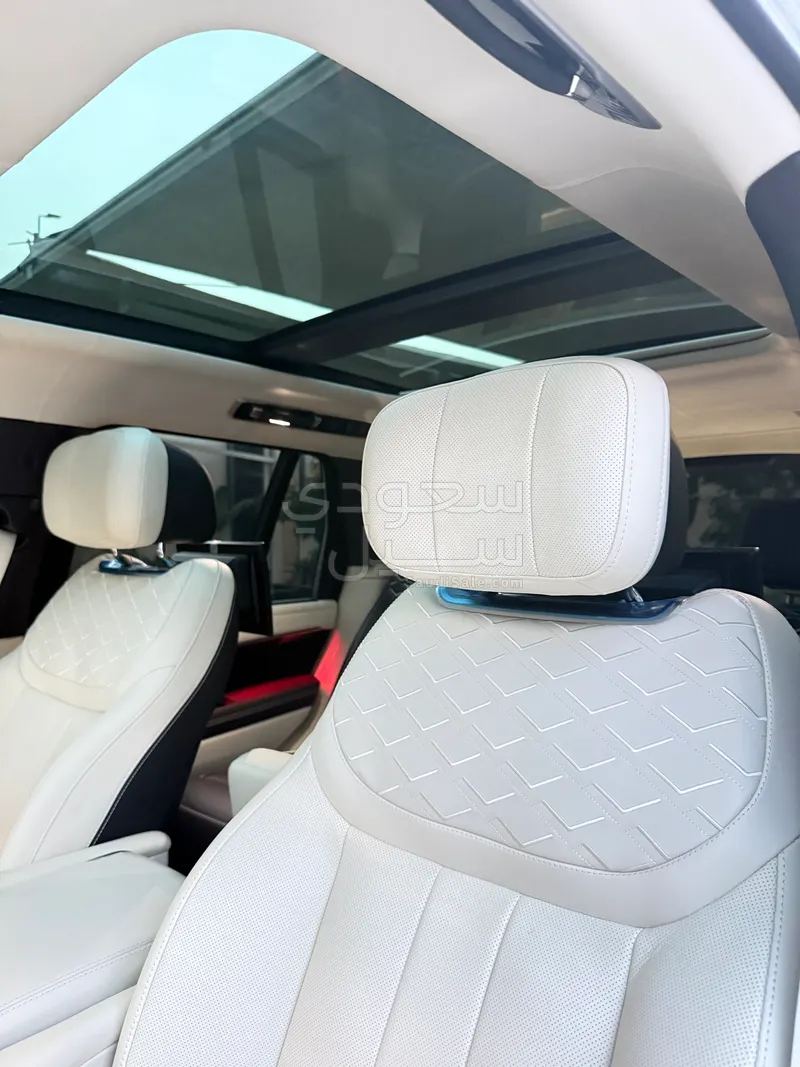 2025 لاند روفر رينج روفر فوج اوتوبيوغرافي