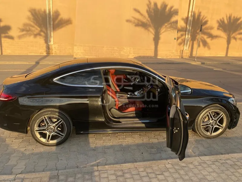 2020 مرسيدس - بنز سي 200 أي إم جي كوبيه