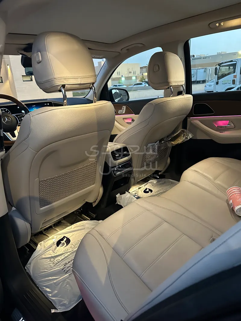 2022 مرسيدس - بنز جي إل 450 أي إم جي