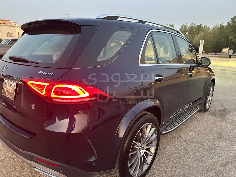 2022 مرسيدس - بنز جي إل 450 أي إم جي