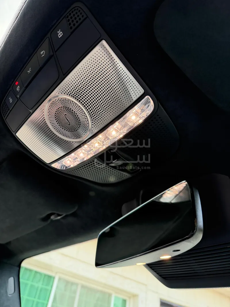 2022 مرسيدس - بنز جي 63 أي إم جي