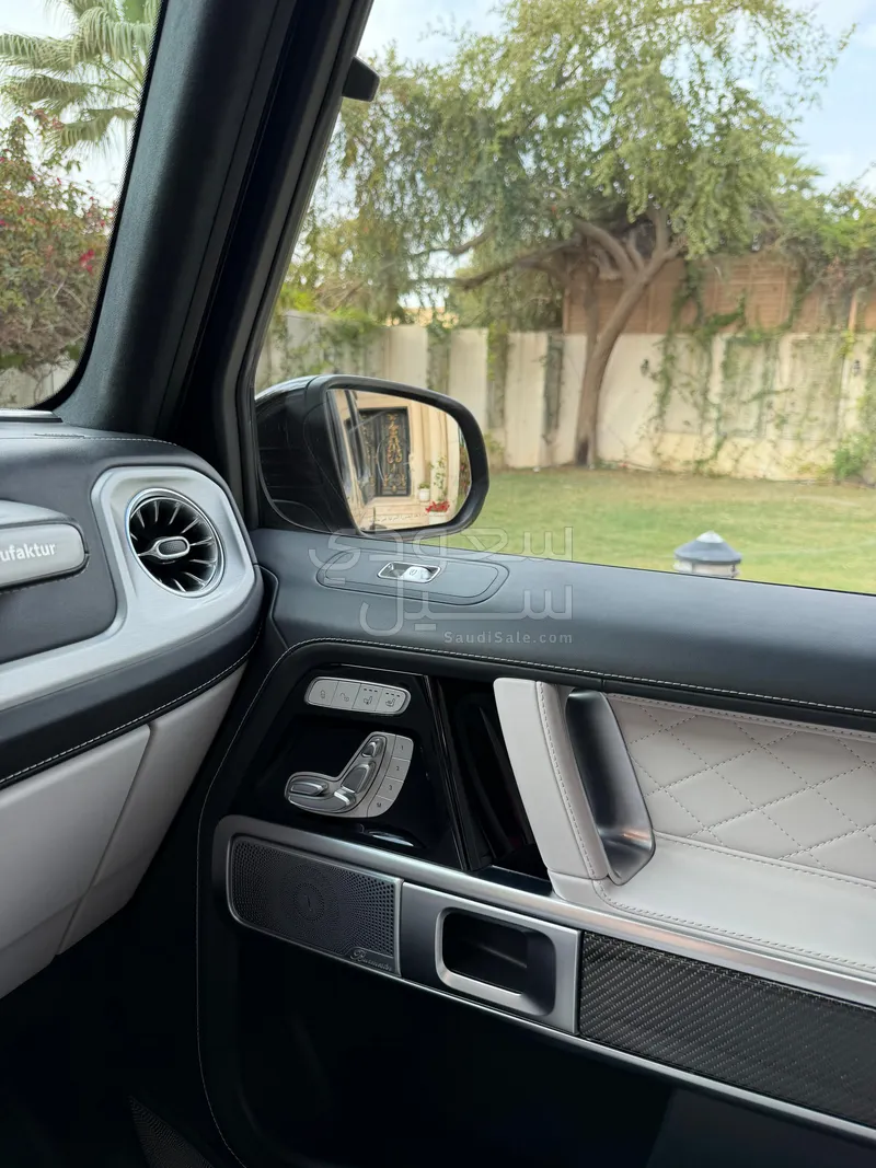 2022 مرسيدس - بنز جي 63 أي إم جي