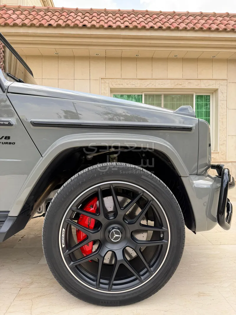 2022 مرسيدس - بنز جي 63 أي إم جي
