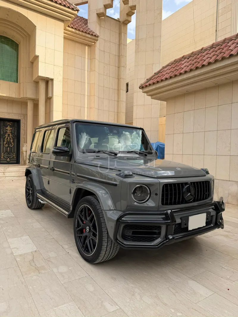 2022 مرسيدس - بنز جي 63 أي إم جي