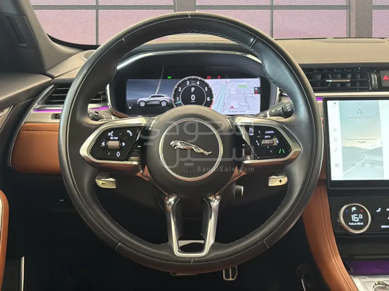 2024 جاكوار اف-بيس ار دايناميك