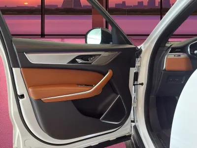 2024 جاكوار اف-بيس ار دايناميك