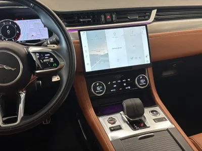 2024 جاكوار اف-بيس ار دايناميك