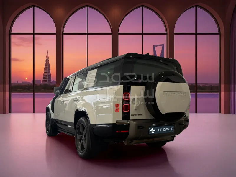 2025 Land Rover Defender 130