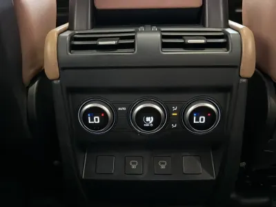 2025 Land Rover Defender 130