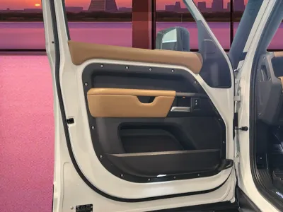 2025 Land Rover Defender 130