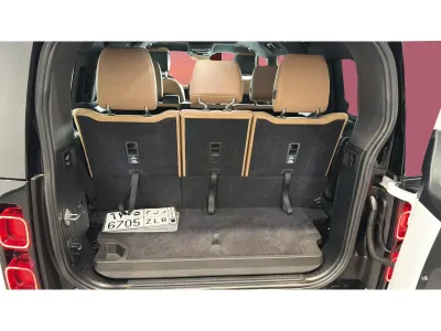 2025 Land Rover Defender 130