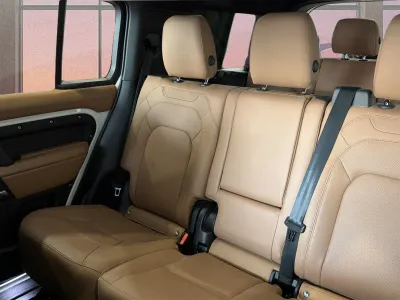 2025 Land Rover Defender 130