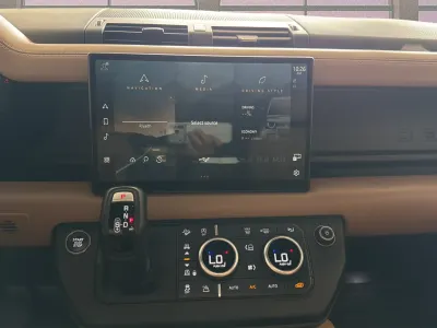 2025 Land Rover Defender 130