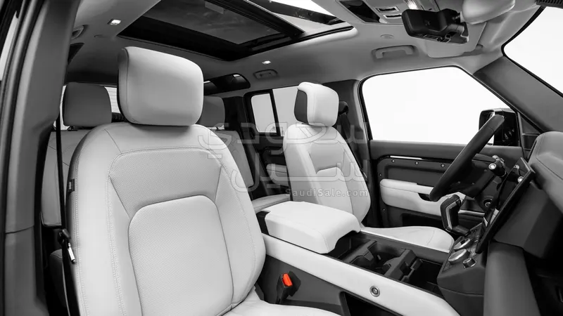 2026 Land Rover Defender X dynamic