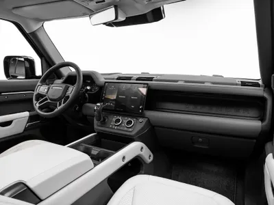 2026 Land Rover Defender X dynamic