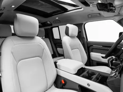 2026 Land Rover Defender X dynamic