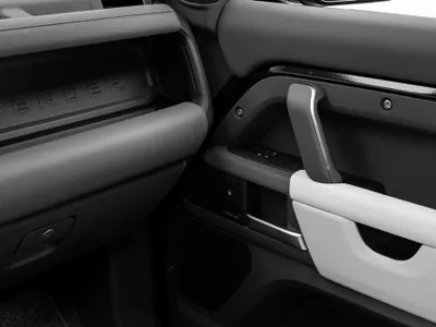 2026 Land Rover Defender X dynamic