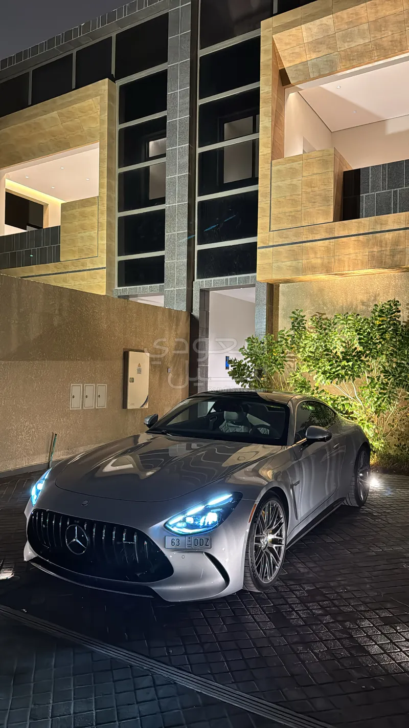 2025 مرسيدس - بنز جي تي 63إس