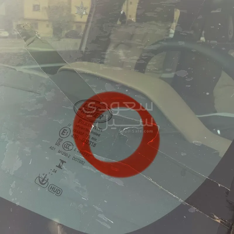 2025 لاند روفر ديفيندر اكس داينمك