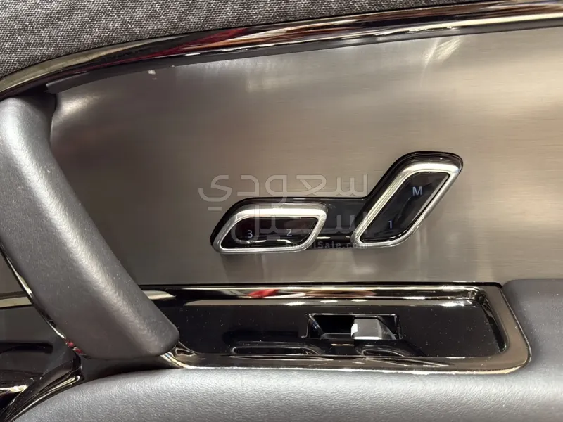 2024 لاند روفر رينج روفر سبورت اتش اس اي