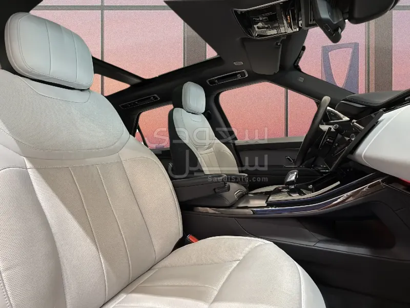 2024 لاند روفر رينج روفر سبورت اتش اس اي