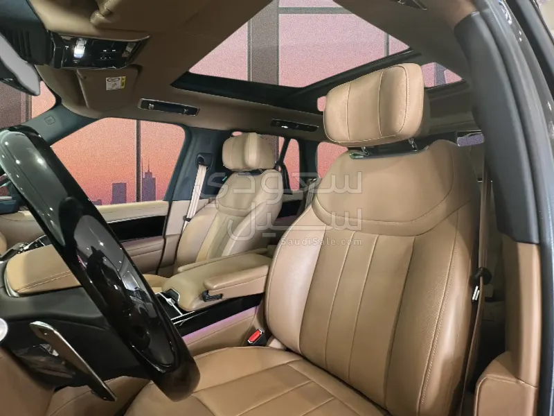 2024 لاند روفر رينج روفر اوتوبيوغرافي